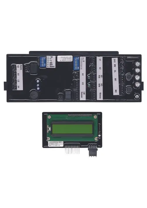 JUDO Elektronische Schaltung mit Anzeigeeinheit, ausgestattet mit mehreren Anschlussmöglichkeiten und Sensoren, für den Einsatz in technischen Anwendungen.